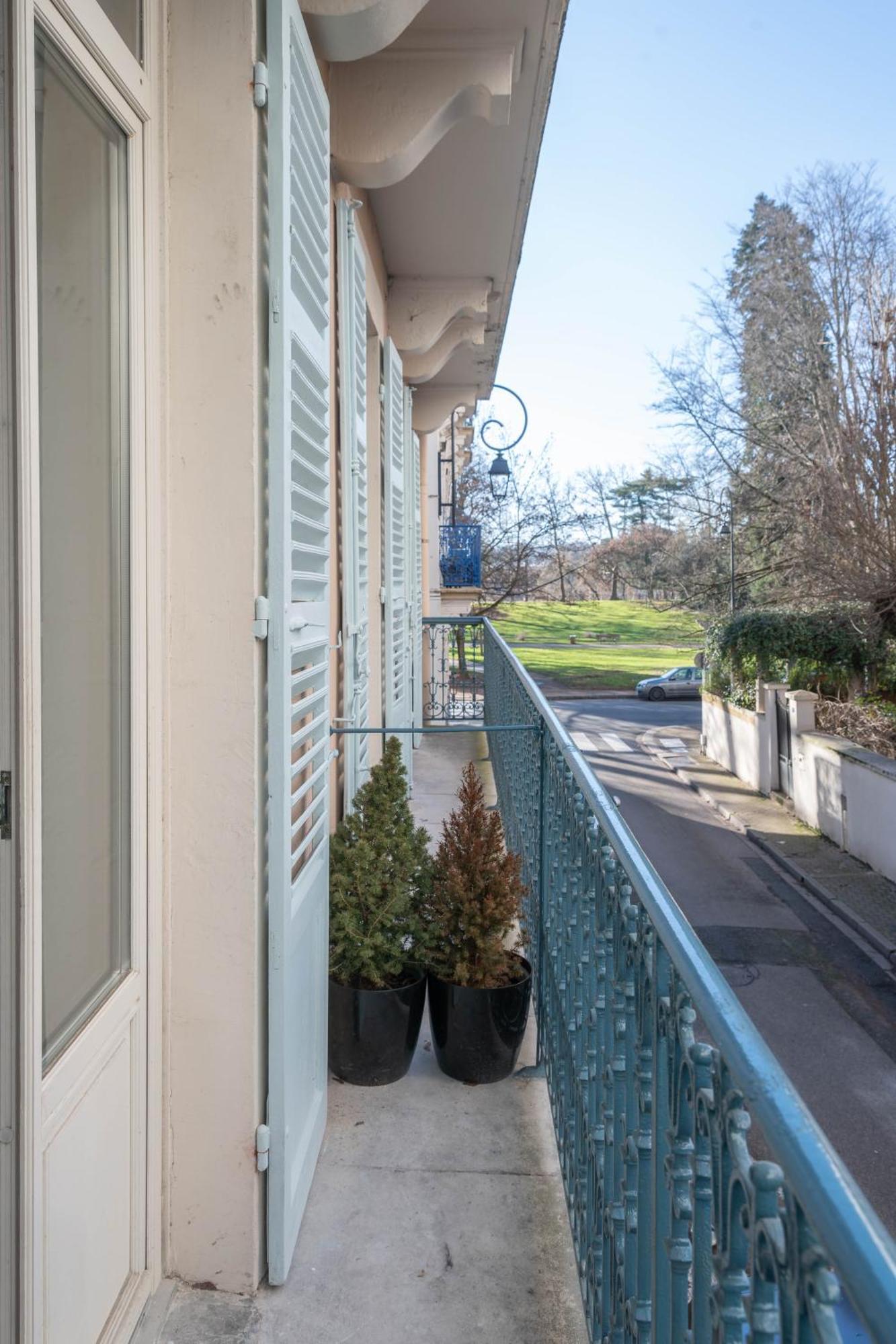 Residence Serbie - Appartements Design Et Climatises En Centre Ville Vichy Esterno foto